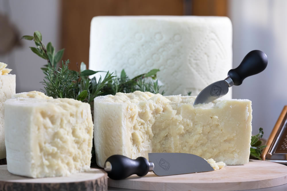 WEB_Pecorino Romano in tavola.jpg
